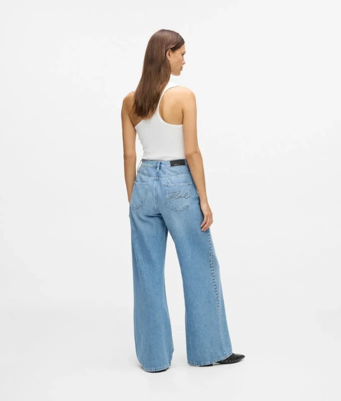 Jeans med nitar Jeans med nitar
