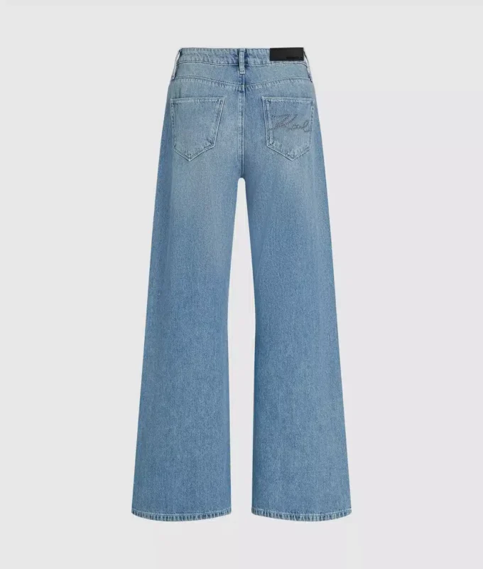 Jeans med nitar Jeans med nitar