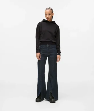 Jeans med splittad fåll