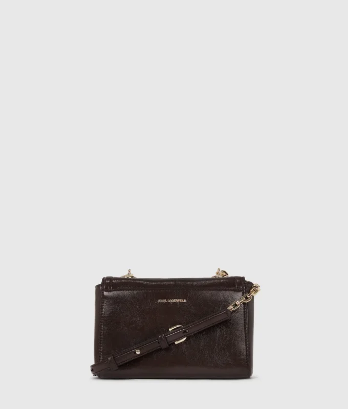 K/Autograph glansig crossbody-väska