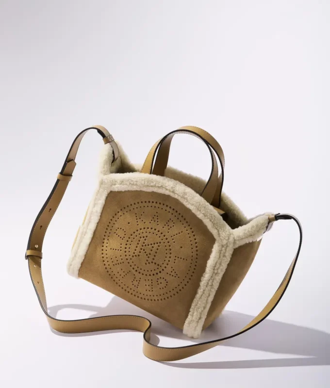 K/Circle liten totebag i shearling K/Circle liten totebag i shearling