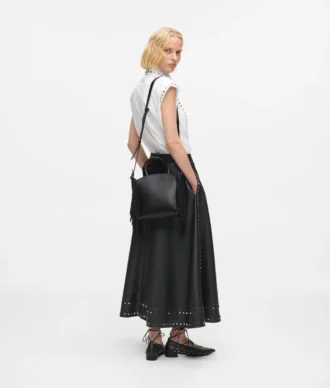 K/Circle liten totebag med fransar K/Circle liten totebag med fransar