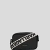 K/CIRCLE PERFORERAD CROSSBODY-VÄSKA K/CIRCLE PERFORERAD CROSSBODY-VÄSKA