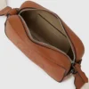 K/CIRCLE PERFORERAD CROSSBODY-VÄSKA K/CIRCLE PERFORERAD CROSSBODY-VÄSKA