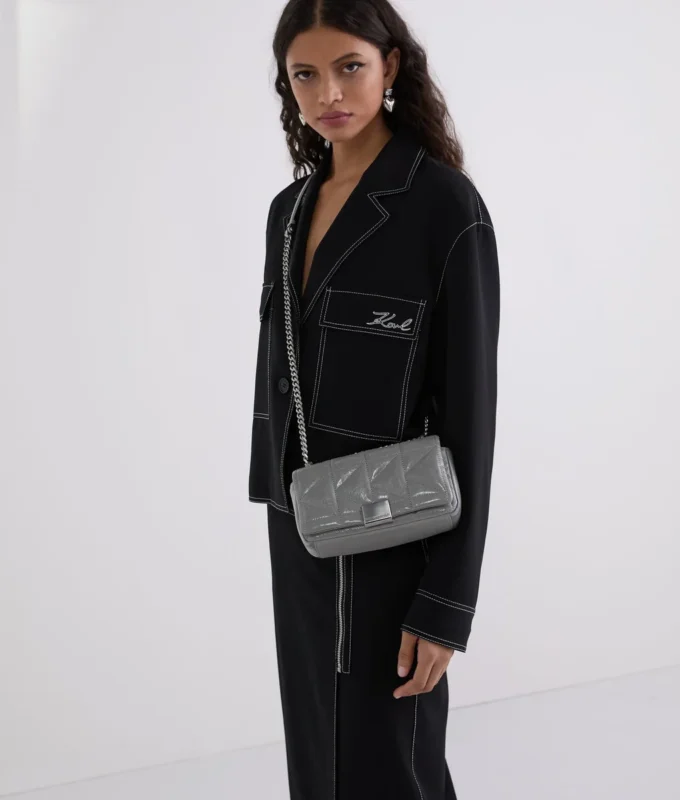K/KUILT GLANSIG LITT CROSSBODY-VÄSKA