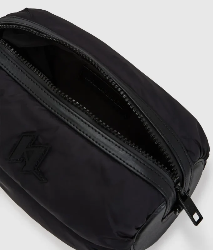 K/Monogram vadderad crossbody K/Monogram vadderad crossbody