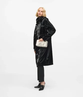 K/Signature liten crossbody-väska