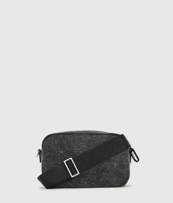 Kamera-crossbodyväska i denim