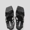 KARMEL SIGNIA SANDALER MED KLÄMMA KARMEL SIGNIA SANDALER MED KLÄMMA