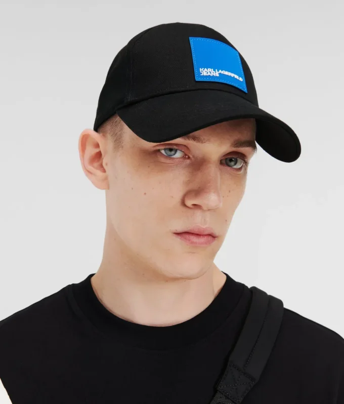 Keps med logotyplapp Keps med logotyplapp