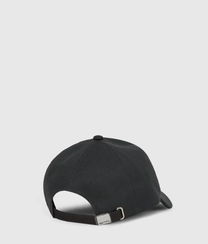 Keps med logotyplapp Keps med logotyplapp