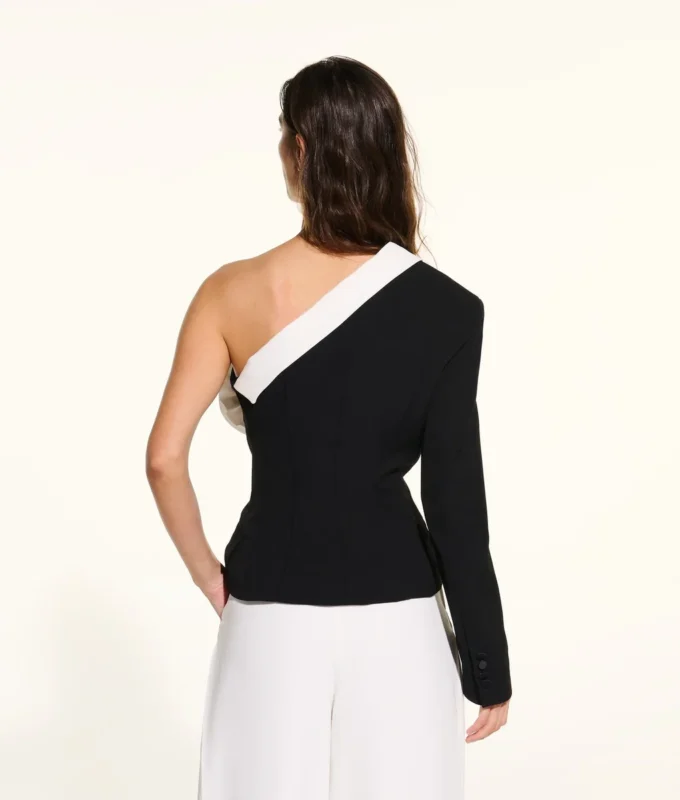 KL STUDIO ASYMMETRISK BLAZER KL STUDIO ASYMMETRISK BLAZER