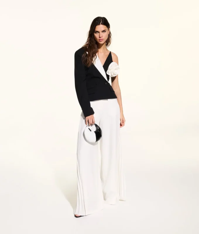 KL STUDIO ASYMMETRISK BLAZER KL STUDIO ASYMMETRISK BLAZER
