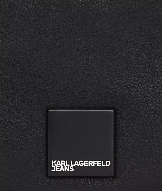 KLJ BOX LOGO Mjuk halvmåneformad axelväska KLJ BOX LOGO Mjuk halvmåneformad axelväska