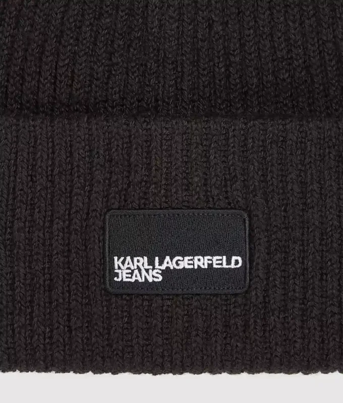 Lång mössa med logopatch