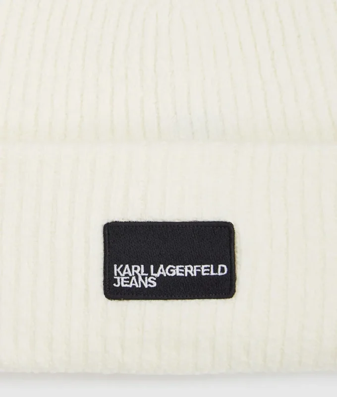 Lång mössa med logopatch