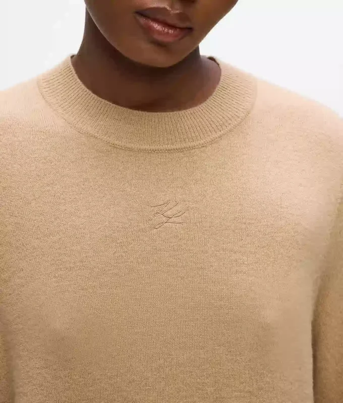 Lång stickad topp Lång stickad topp