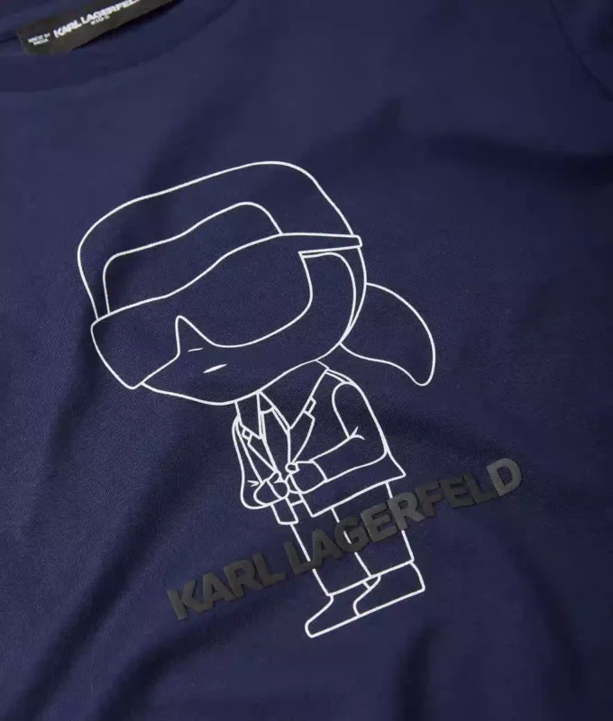 Långärmad T-shirt för pojkar från Ikon Långärmad T-shirt för pojkar från Ikon