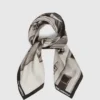 Maison de Karl silkescarf Maison de Karl silkescarf