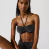 Metallisk bandeau-bikinitopp