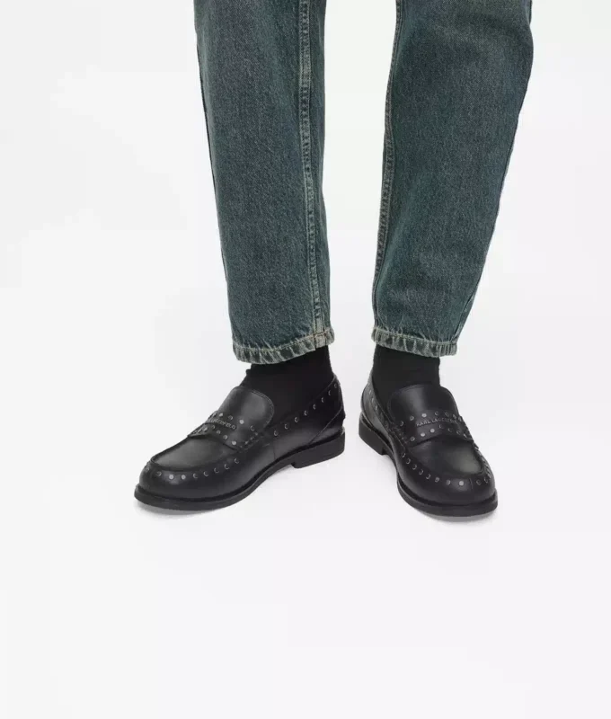 Mia loafers med nitar Mia loafers med nitar