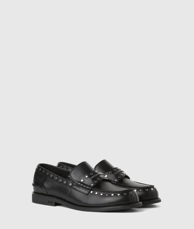 Mia loafers med nitar Mia loafers med nitar