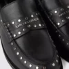 Mia loafers med nitar Mia loafers med nitar