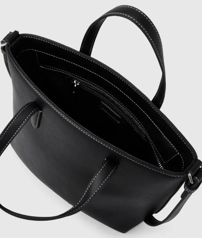 Mini-toteväska med metallogo Mini-toteväska med metallogo