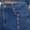 Mom jeans med nitar