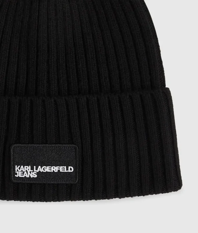 Mössa med logopatch