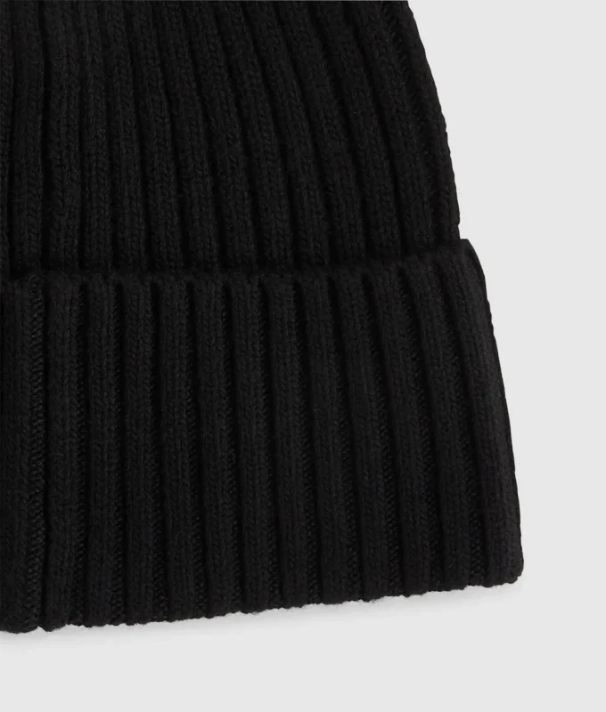 Mössa med logopatch