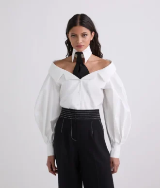 OFF-SHOULDER-SKJORTA