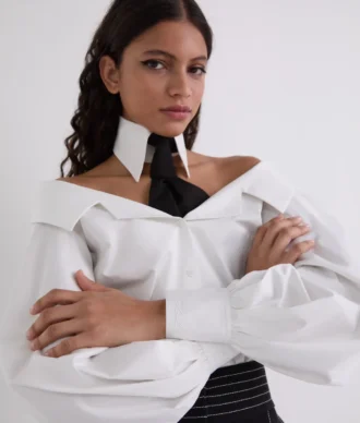 OFF-SHOULDER-SKJORTA
