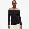 Off-shoulder-tröja