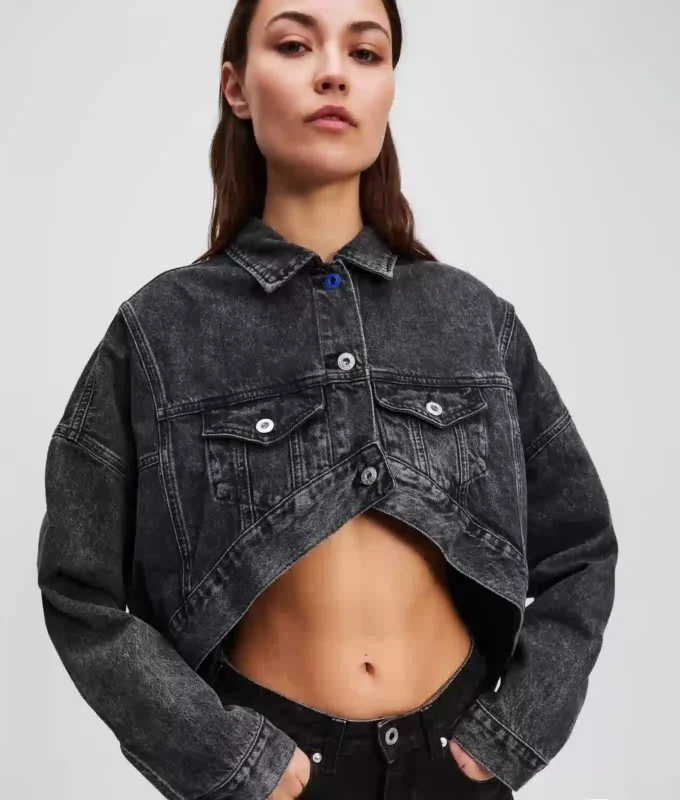 OVERSIZED CROPPED DENIMJACKA