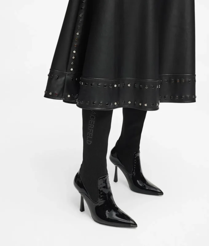 Pandara höga boots med nitar Pandara höga boots med nitar