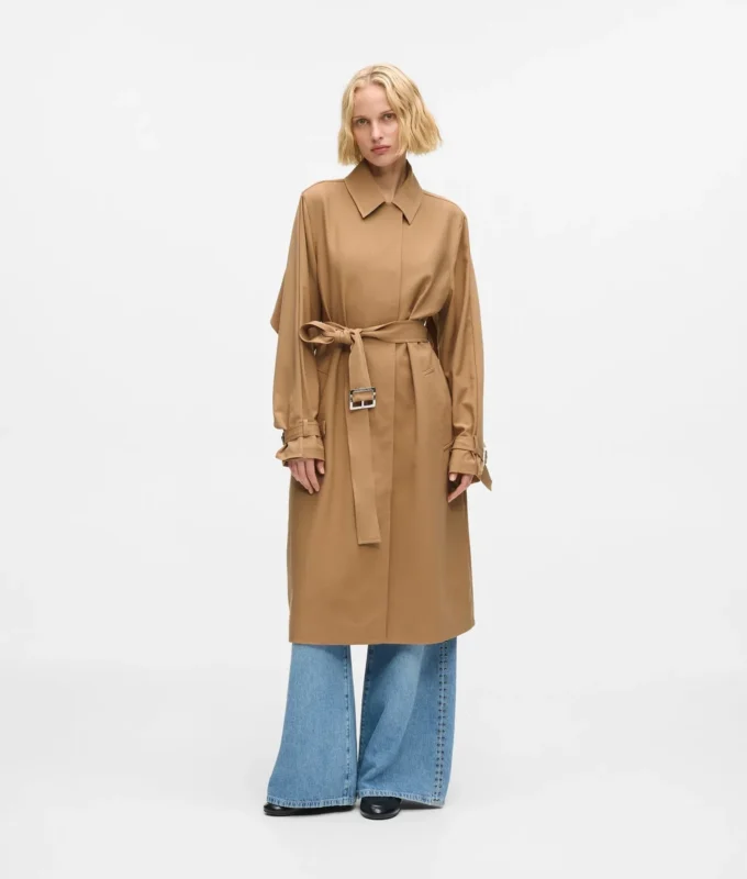 Plisserad trenchcoat Plisserad trenchcoat