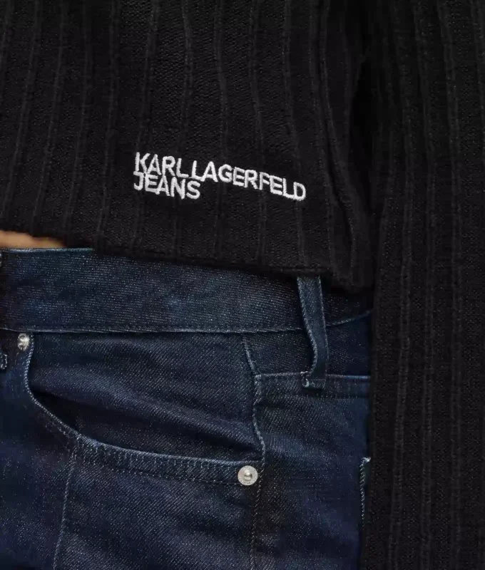 Plisserad tröja Plisserad tröja