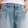 PLISSERADE JEANS MED VID BEN PLISSERADE JEANS MED VID BEN
