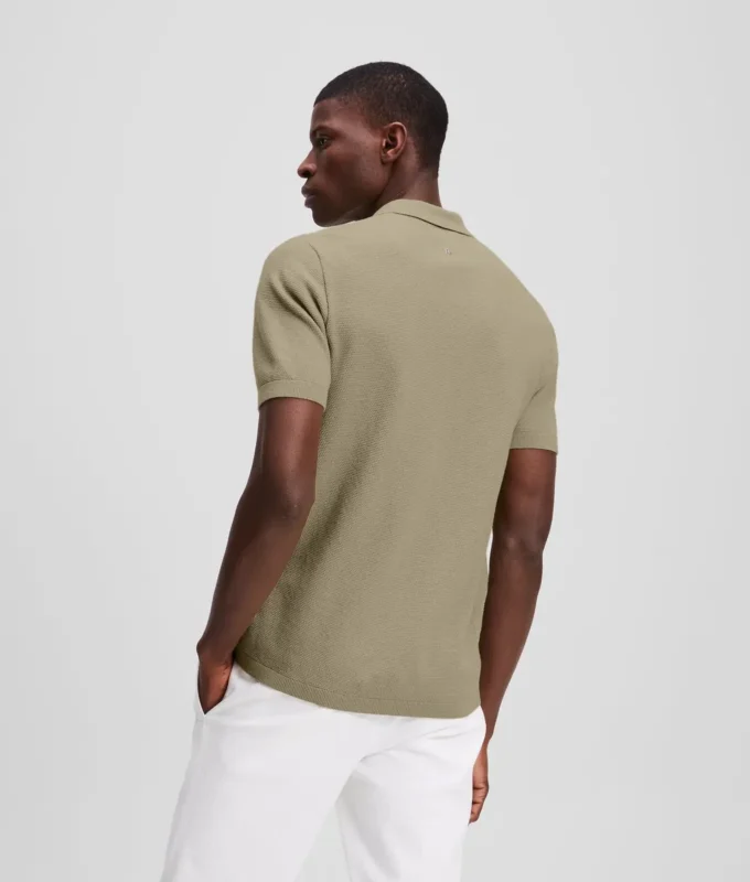 POLOTRÖJA MED ZIP POLOTRÖJA MED ZIP