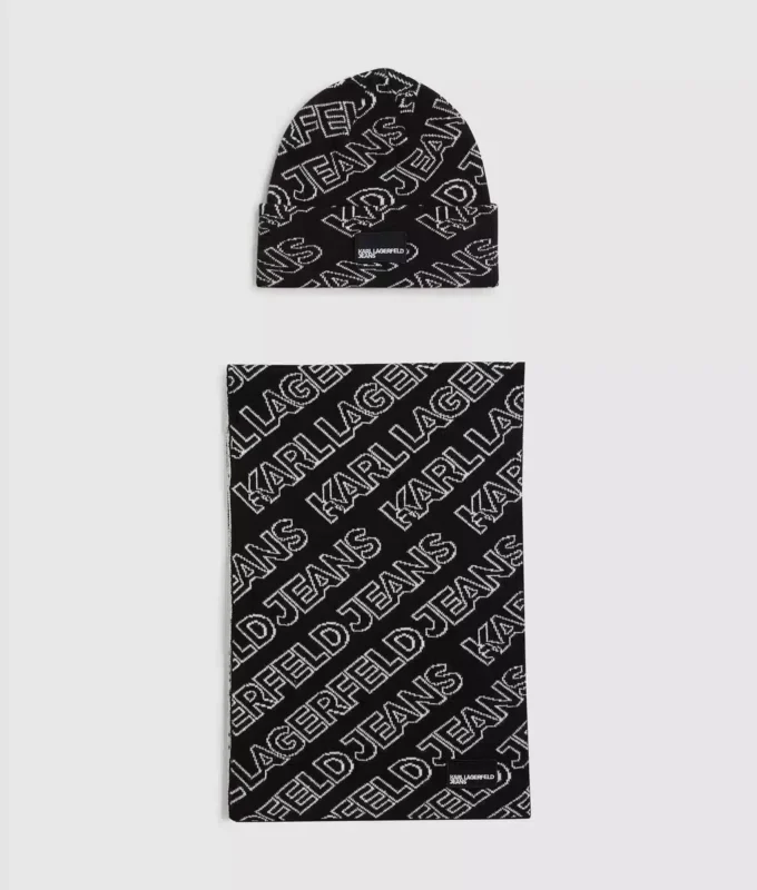 Presentpaket med logotypsjal och mössa Presentpaket med logotypsjal och mössa