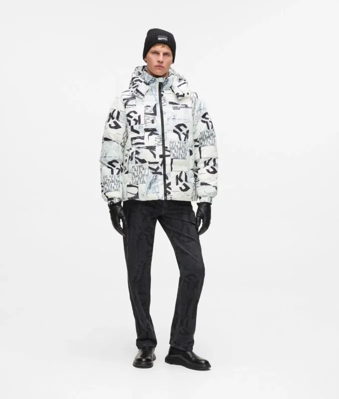 Puffjacka med monogram över hela Puffjacka med monogram över hela