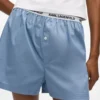 Pyjamas med linne och shorts Pyjamas med linne och shorts