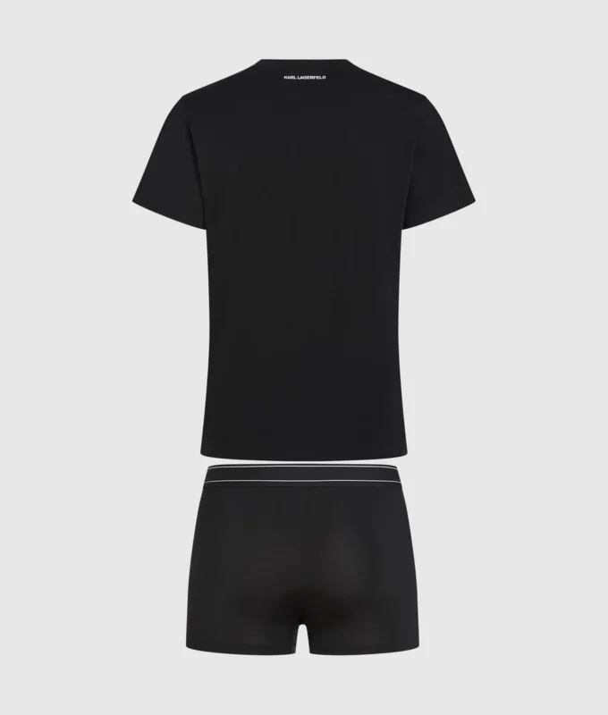 Pyjamas med logotyp i presentförpackning Pyjamas med logotyp i presentförpackning