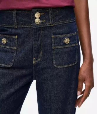 Raka jeans med knappdetaljer Raka jeans med knappdetaljer