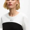Signatur-T-shirt i monokrom Signatur-T-shirt i monokrom