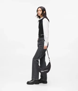 Slingväska i nylon med logotyp