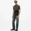 Smal crossbody-väska med logotyp Smal crossbody-väska med logotyp