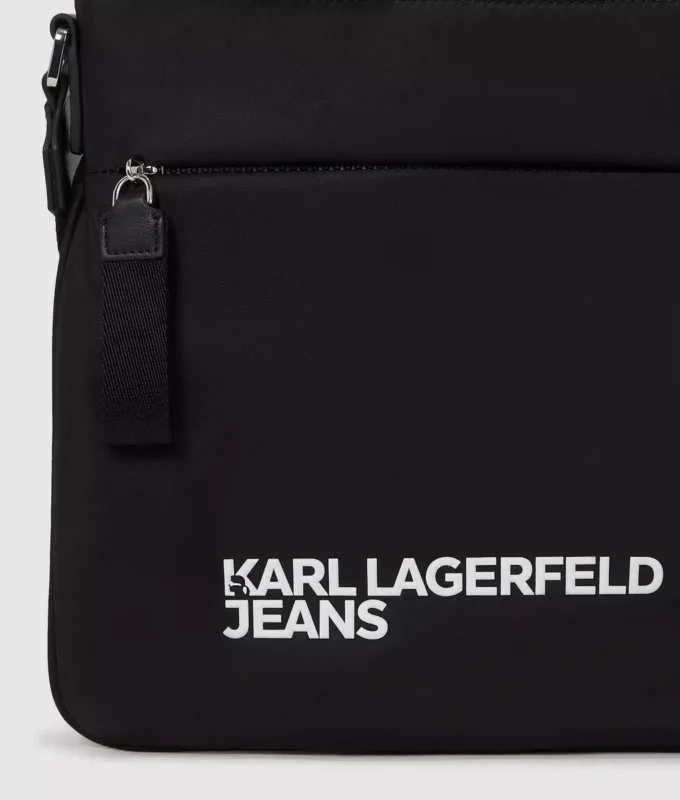 Smal crossbody-väska med logotyp Smal crossbody-väska med logotyp