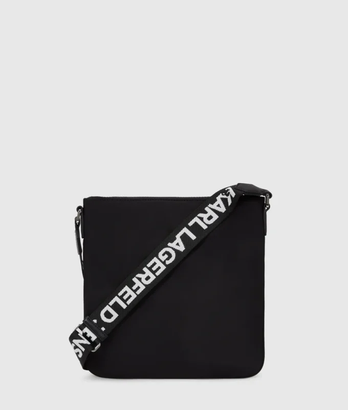 Smal crossbody-väska med logotyp Smal crossbody-väska med logotyp